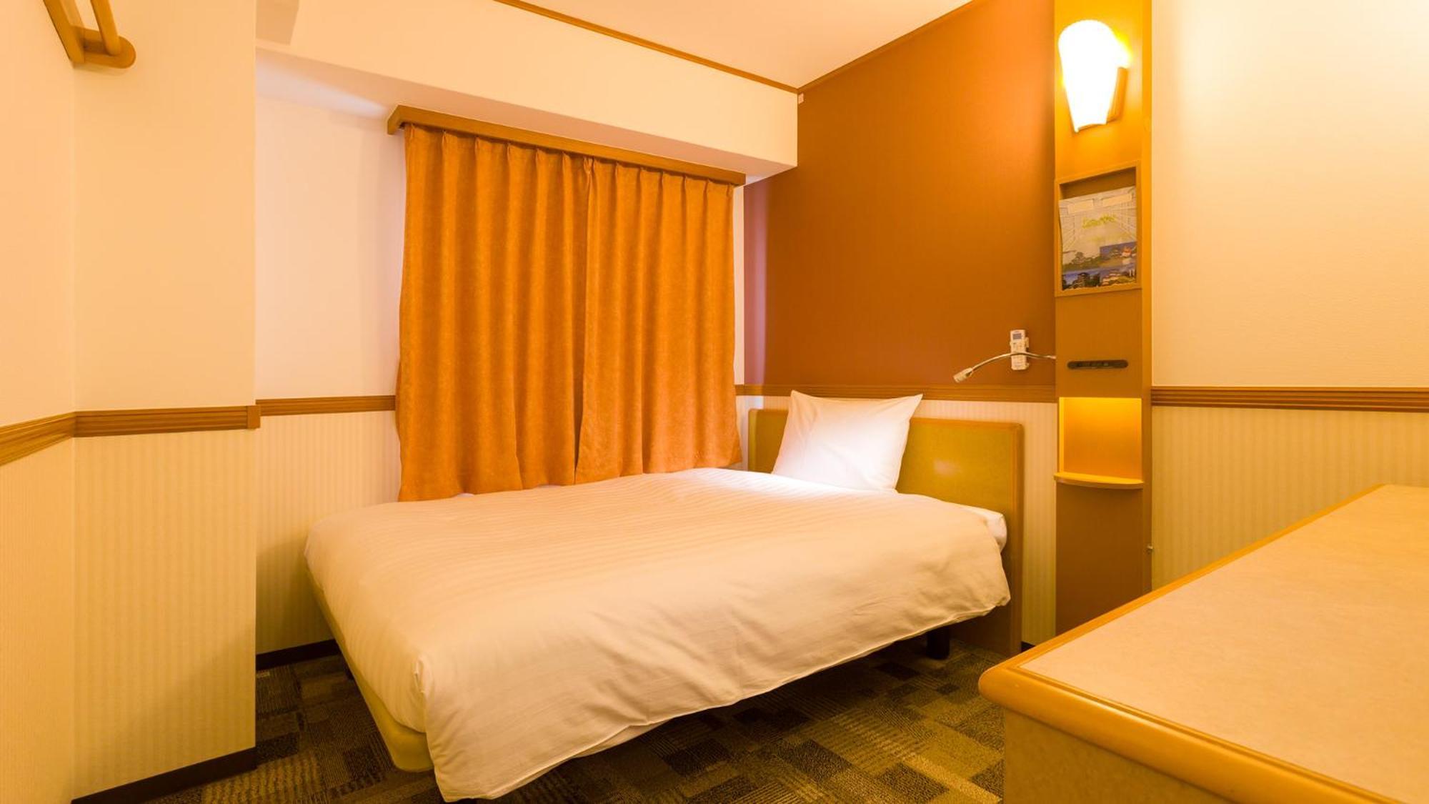 Toyoko Inn Yamagata-Eki Nishi-Guchi Yamagata  Rum bild