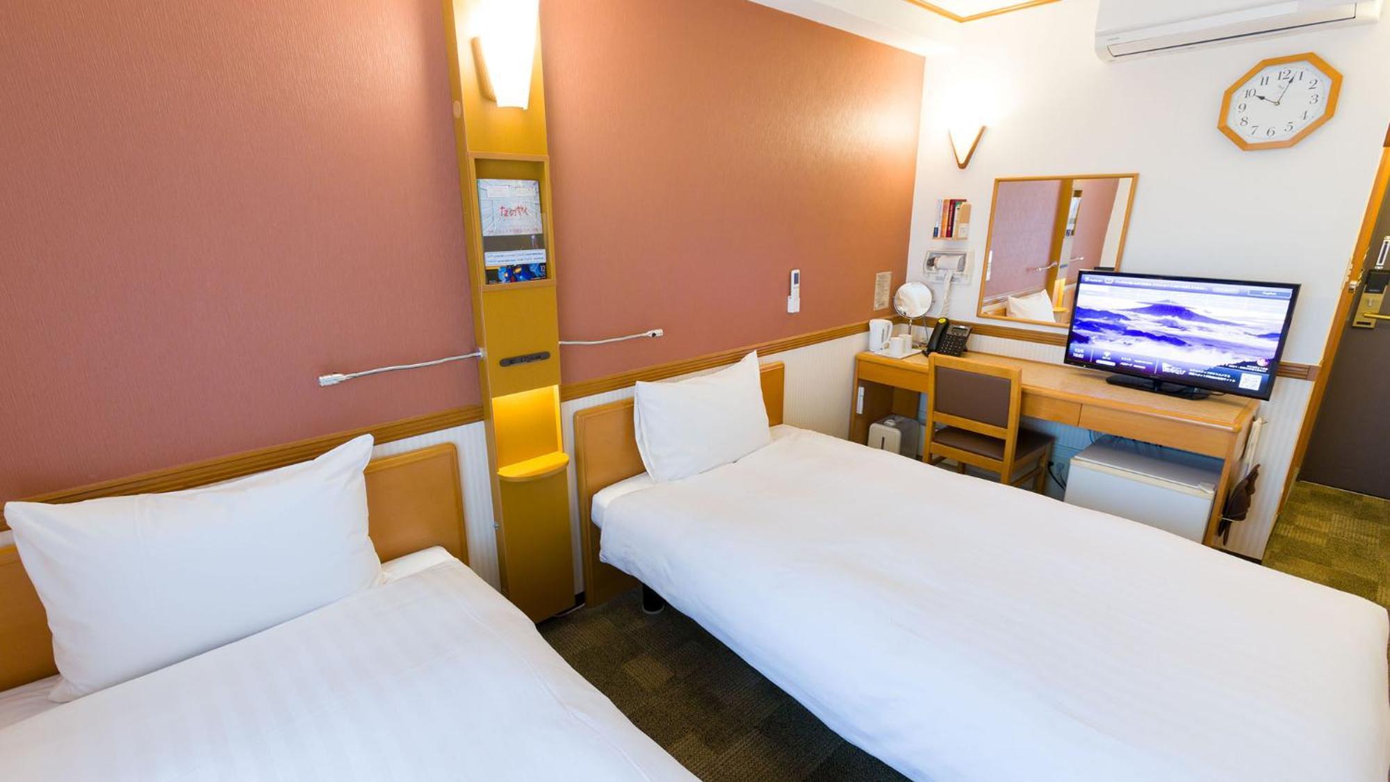 Toyoko Inn Yamagata-Eki Nishi-Guchi Yamagata  Rum bild
